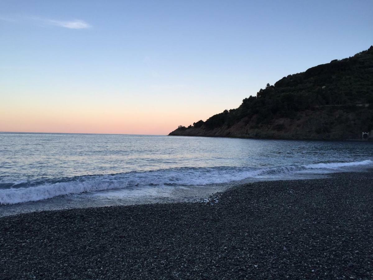 Appartamento A pochi passi dal mare Bonassola Esterno foto